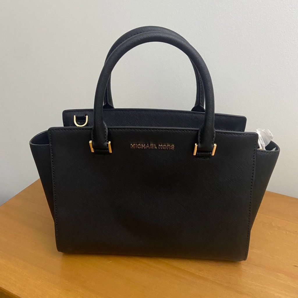 Michael Kors Selma In Black Nwt